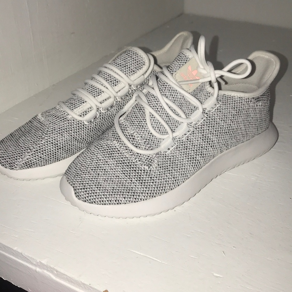 ADIDAS TUBULAR SHADOW